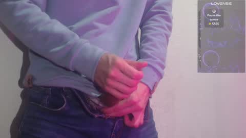 Snapshot of grayhorny chatting on 02-05-25, 09:15 Gray online show from 02-05-25, 09:15