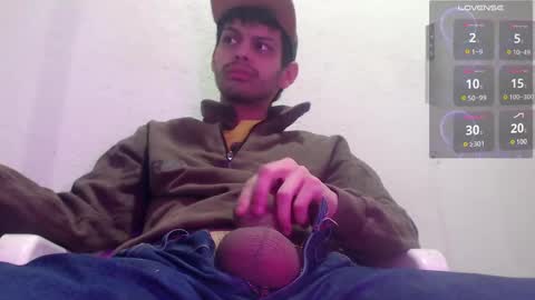 Snapshot of grayhorny chatting on 02-12-25, 01:52 Gray online show from 02-12-25, 01:52
