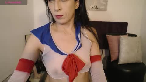 Snapshot of great_pussy20 chatting on 09-21-25, 03:41 Isabella online show from 09-21-25, 03:41