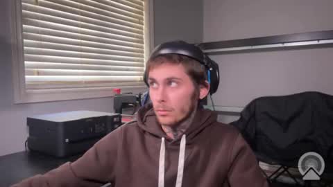 Snapshot of greatheavy chatting on 11-02-25, 07:16 Mr. Heavy online show from 11-02-25, 07:16