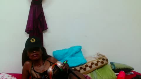 Snapshot of greatnipplesxx chatting on 12-28-24, 10:13 greatnipplesxx online show from 12-28-24, 10:13