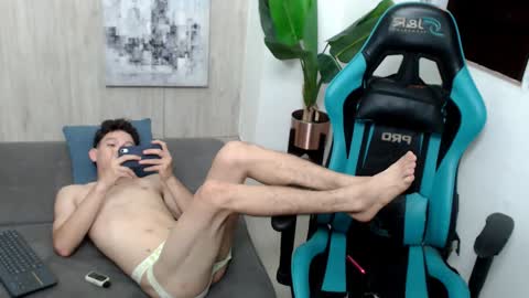 Snapshot of grecia_millercol chatting on 12-26-24, 05:37 grecia_millercol online show from 12-26-24, 05:37