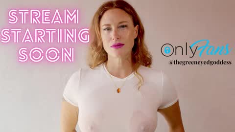 Snapshot of green_eyed_goddess_ chatting on 10-28-25, 04:05 Green Eyed Goddess online show from 10-28-25, 04:05