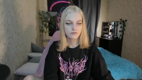 Lilith online show from 12-29-24, 04:38