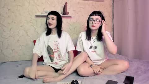 Lilith online show from 03-04-25, 01:59