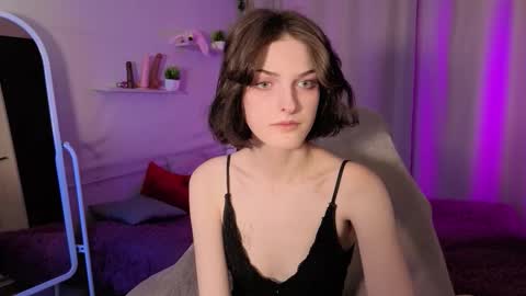 Snapshot of green_tea666 chatting on 09-30-25, 07:02 Lilith online show from 09-30-25, 07:02