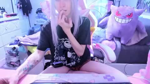 GreenEyedLovexo online show from 02-07-25, 11:24