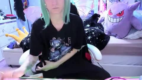 GreenEyedLovexo online show from 11-14-25, 02:49