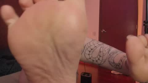 Medussa online show from 12-21-25, 02:08