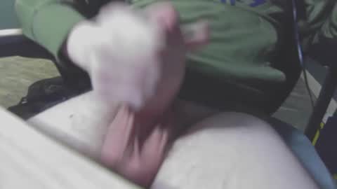 Snapshot of greg03_9 chatting on 01-27-25, 09:44 Jinx online show from 01-27-25, 09:44