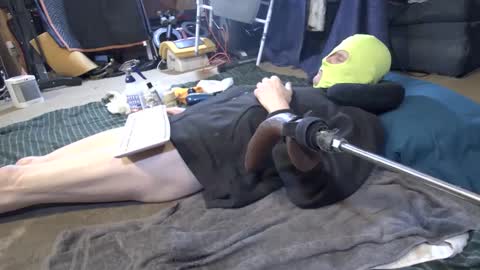 Snapshot of gregbball1 chatting on 01-20-25, 11:35 electrogee1 online show from 01-20-25, 11:35