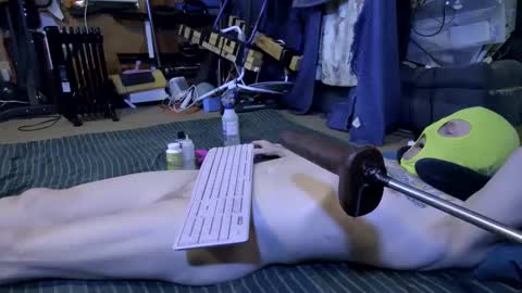 Snapshot of gregbball1 chatting on 09-30-25, 09:53 electrogee1 online show from 09-30-25, 09:53