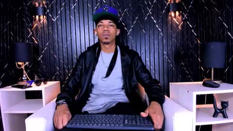 GregorySforza online show from 10-23-25, 12:15