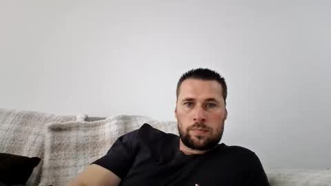 Snapshot of grenade20 chatting on 10-29-25, 06:53 Grenade online show from 10-29-25, 06:53