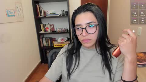 Greta online show from 03-10-26, 03:33