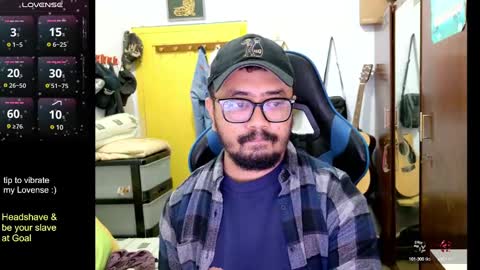 Snapshot of greybondage93 chatting on 01-14-25, 04:29 Grey Hardy Slave online show from 01-14-25, 04:29