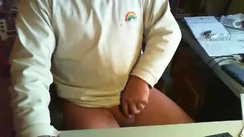 Snapshot of greyhounddog chatting on 01-22-25, 09:13 greyhounddog online show from 01-22-25, 09:13