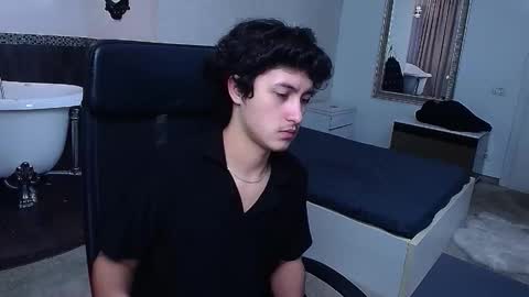 Snapshot of griffindane chatting on 02-13-26, 05:36 GriffinDane online show from 02-13-26, 05:36