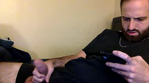 Snapshot of grobs123 chatting on 10-21-25, 11:16 grobs123 online show from 10-21-25, 11:16