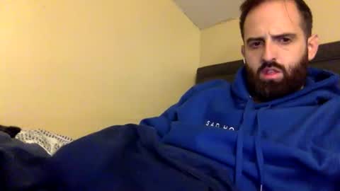 Snapshot of grobs123 chatting on 10-31-25, 12:00 grobs123 online show from 10-31-25, 12:00