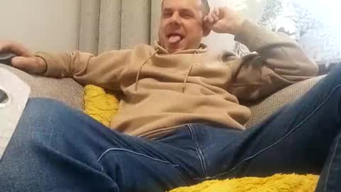 grzes1976 online show from 10-10-25, 07:40