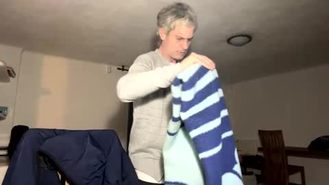 Snapshot of guardiannif_ chatting on 02-06-25, 10:00 guardiannif_ online show from 02-06-25, 10:00