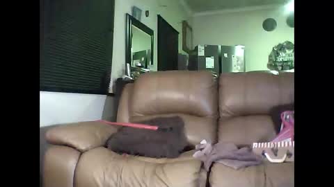 Snapshot of gucci_bx chatting on 01-30-25, 07:04 gucci-bx online show from 01-30-25, 07:04