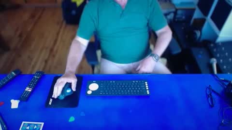 guesswhatigot2 online show from 01-13-26, 05:24