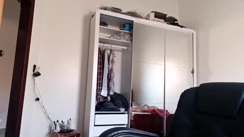 guguzinhox online show from 02-27-25, 11:41