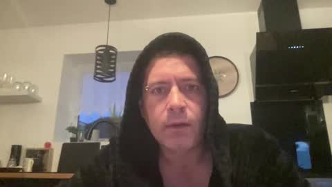 guil0 online show from 09-26-25, 09:13