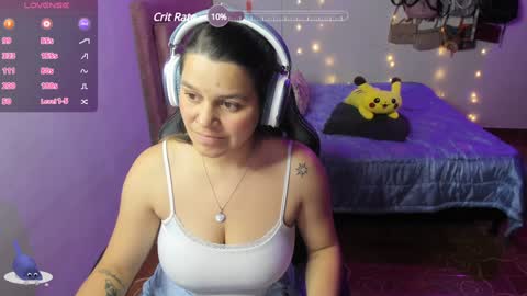 Hello Im Julieta Im 25 years old welcome to my room have fun and be happy. online show from 02-01-25, 05:49
