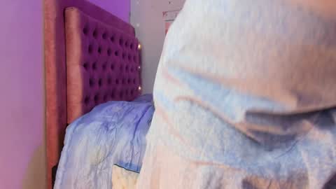 Hello Im Julieta Im 25 years old welcome to my room have fun and be happy. online show from 02-01-25, 08:50