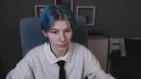 Snapshot of guitarandangell chatting on 10-20-25, 05:08 guitarandangell online show from 10-20-25, 05:08