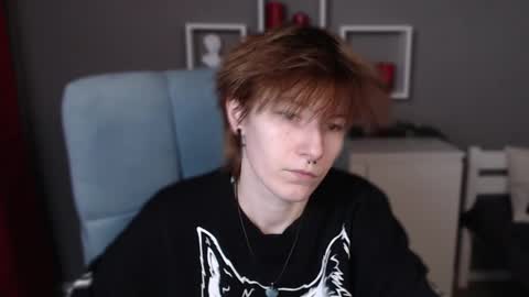 Snapshot of guitarandangell chatting on 11-30-25, 04:11 guitarandangell online show from 11-30-25, 04:11