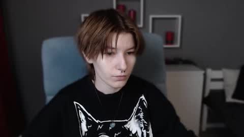 Snapshot of guitarandangell chatting on 12-03-25, 12:25 guitarandangell online show from 12-03-25, 12:25