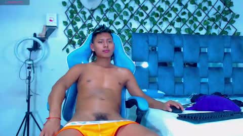 Snapshot of gurxxxt chatting on 12-07-24, 06:37 Hakim online show from 12-07-24, 06:37