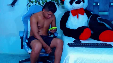 Hakim online show from 11-05-25, 06:08