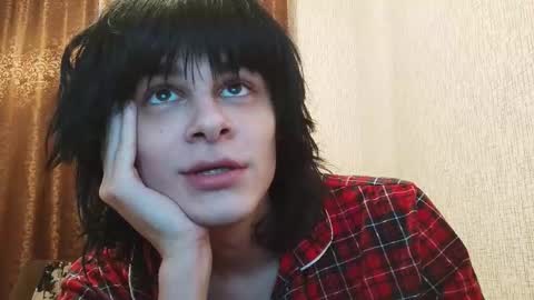 gushill_ online show from 11-25-25, 12:43