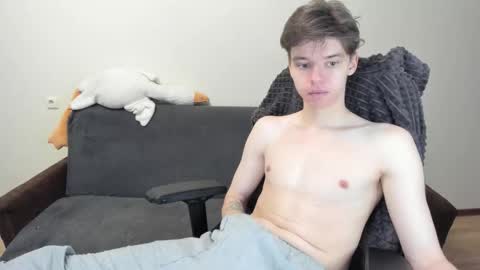 guy_liam1 online show from 12-15-25, 09:02