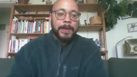 guy_wood15 online show from 10-21-25, 10:16