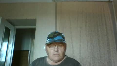 guyboy73 online show from 09-18-25, 12:29