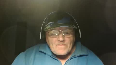 guyboy73 online show from 09-29-25, 07:08