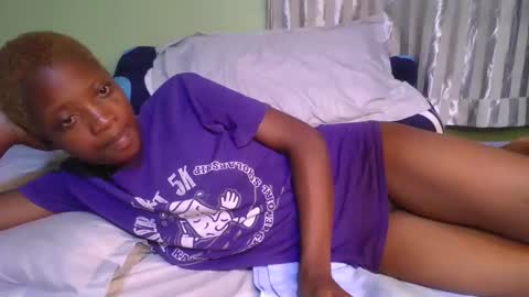 gyaldem_queen online show from 09-28-25, 10:59