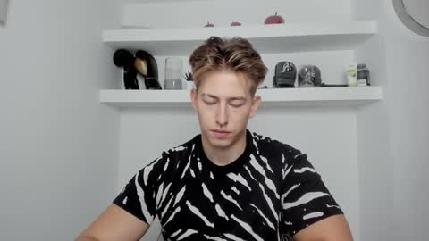 Oliver online show from 12-01-24, 04:29