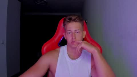 Oliver online show from 11-10-25, 09:58