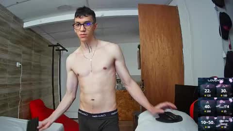 Snapshot of gyo_____ chatting on 11-11-25, 12:16 gyo online show from 11-11-25, 12:16