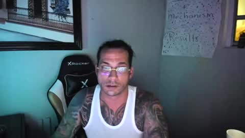 Snapshot of h0lysin chatting on 02-19-25, 05:05 Alejandro 3 online show from 02-19-25, 05:05