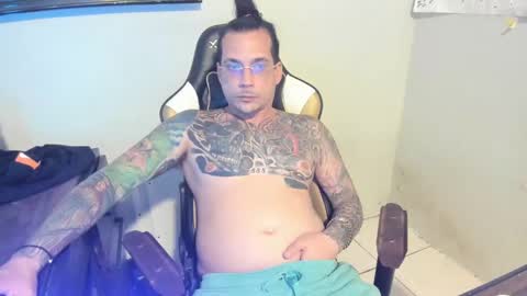 Snapshot of h0lysin chatting on 02-19-25, 11:36 Alejandro 3 online show from 02-19-25, 11:36