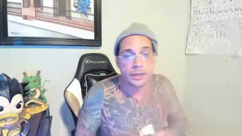 Snapshot of h0lysin chatting on 02-21-25, 02:50 Alejandro 3 online show from 02-21-25, 02:50