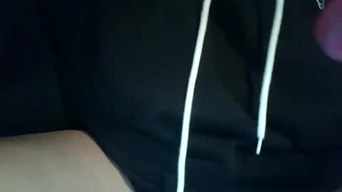 Snapshot of h0n3yb333 chatting on 10-18-25, 01:52 h0n3yb333 online show from 10-18-25, 01:52